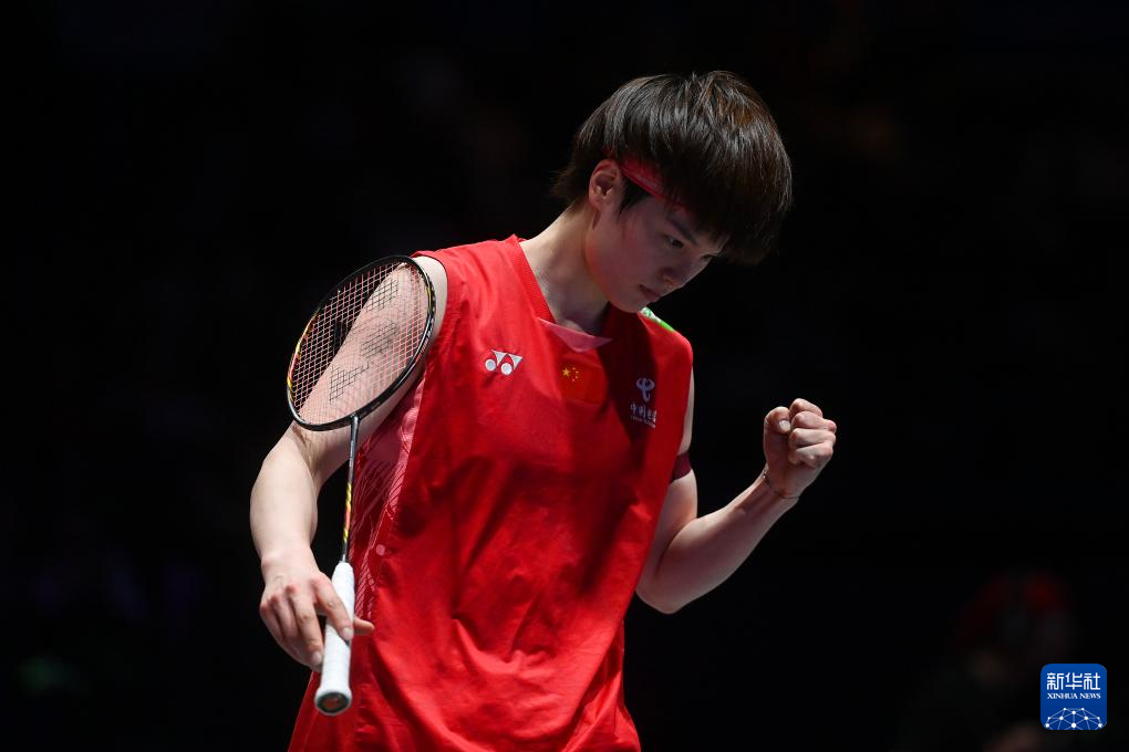 羽毛球选手发挥出色，荣膺最佳MVP