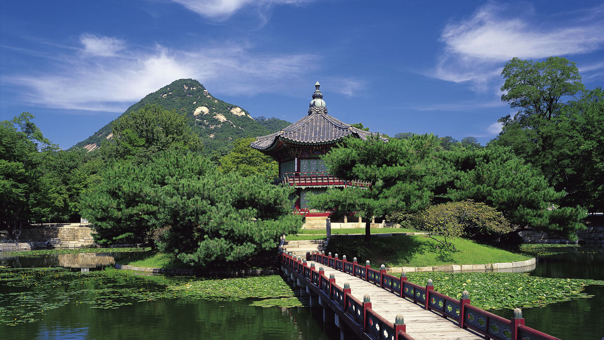 赛场双城记,勇士绝境逢生,浓眉世界称王